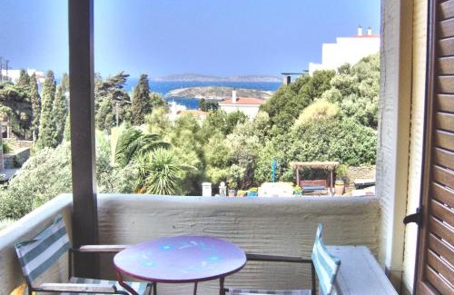 Batsi Apartment | Villa Rena