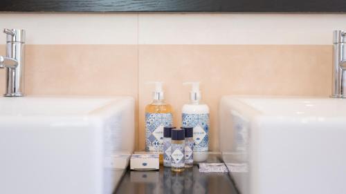 Alvor Villa | Villa Ria Rose, Alto da Ria 23 - jacuzzi and beach