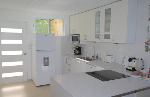 Jolly Harbour House | Villa right on the water in Caribbean Marina, 5 minutes to superb beach