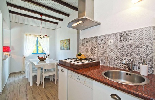 Krusvar House | VILLA ROMANSA 22km Split-Perfect Peace, Heated pool, Bbq