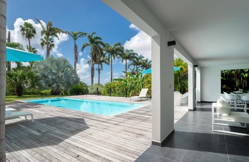 Saint-Francois Villa | Villa Rosa
