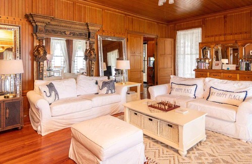 Oak Bluffs Villa | Villa Rosa: Grand Seaside Victorian With Sweeping Water Views