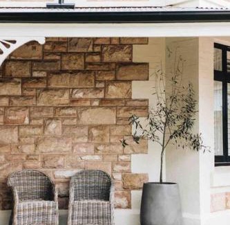 Rose Park Villa | Villa Rose - Stylish Classic Home Close to City Center