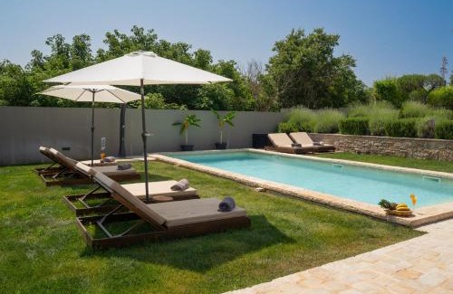 Biograd na Moru Villa | Villa Royal with heated pool