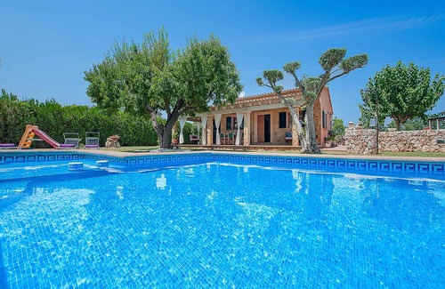 Alcudia Villa | Villa S Hortet Den Jua -This Villa includes a private pool, WI-FI & Table tennis