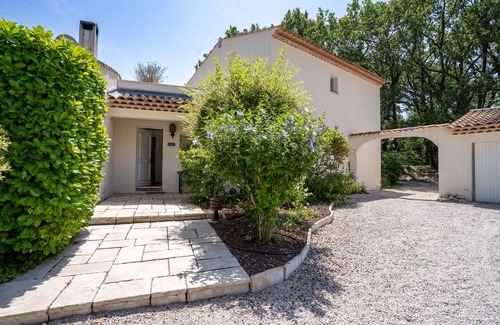 Saint-Cannat Villa | Villa Saint Cannat with swimming pool
