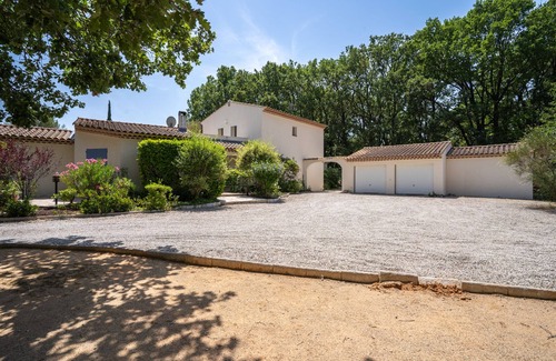 Saint-Cannat Villa | Villa Saint Cannat with swimming pool