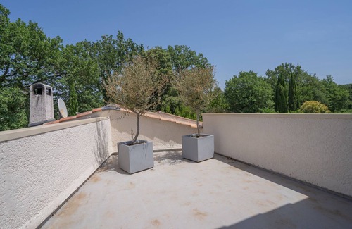 Saint-Cannat Villa | Villa Saint Cannat with swimming pool