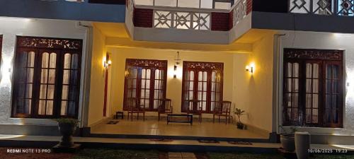 New Town Hotel | Villa Senowin