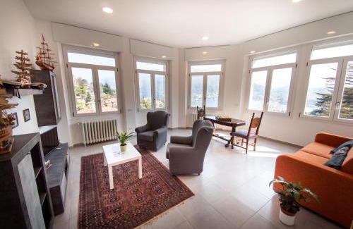 Como Apartment | VILLA SILVIA-by Home Sitter Como