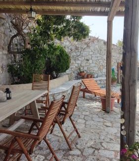 Areopoli House | Villa Smaragda