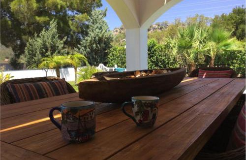 Archangelos Villa | Villa Sofia with garden, pool and lounge areas