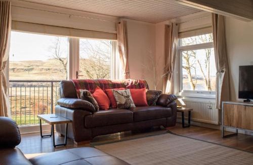 Eyre Villa | Villa Solas by Interhome