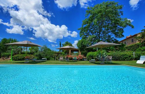 Barberino Tavarnelle Villa | Villa Sonia by PosarelliVillas