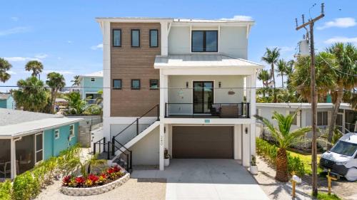 Fort Myers Beach House | Villa Sorrento 2025 Luxury Build Steps to Beach & Town