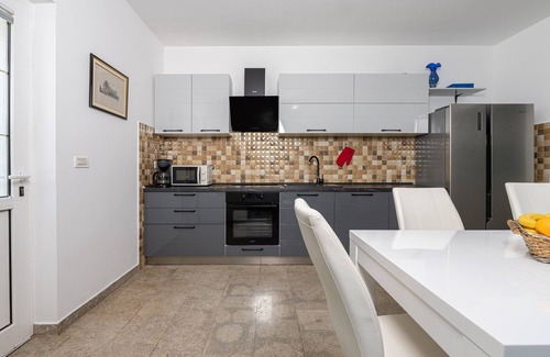 Zupanici Villa | Villa St. Nikola for 8 + 2 near Labin - Rabac with jacuzzi & pet friendly