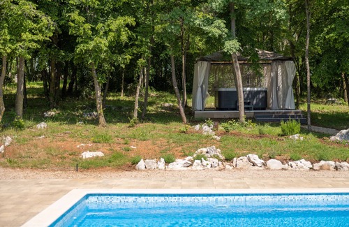 Zupanici Villa | Villa St. Nikola for 8 + 2 near Labin - Rabac with jacuzzi & pet friendly