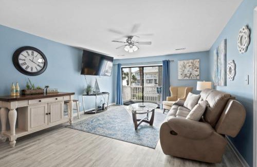 Myrtle Beach House | Villa Steps to Ocean Private Garage Breathtaking View