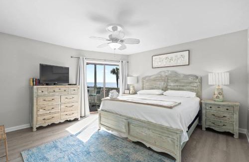 Myrtle Beach House | Villa Steps to Ocean Private Garage Breathtaking View