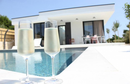 Barbat na Rabu House | Villa Sunny Garden