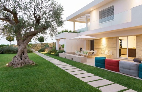 Modica Villa | Villa Suprema - Four Bedroom Villa, Sleeps 8
