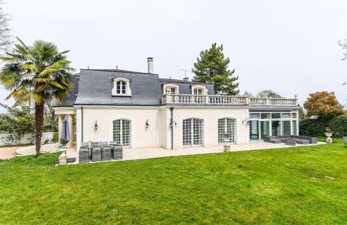 Noisy-le-Grand Villa | Villa Sweet Birds