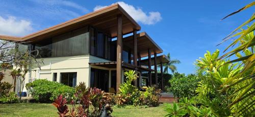 Arue Villa | Villa Ta'u Here