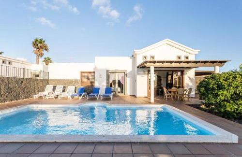 Montana Roja House | Villa Tania