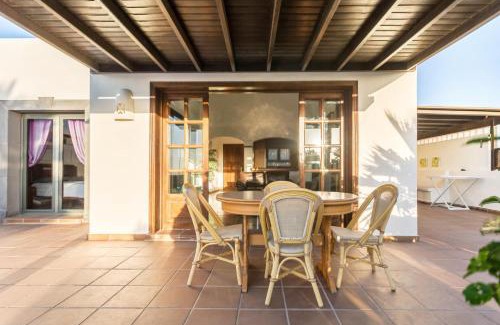 Montana Roja House | Villa Tania