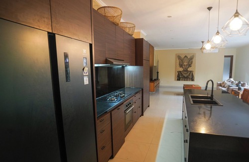 Dewi Sri Villa | Villa Tepi Sungai