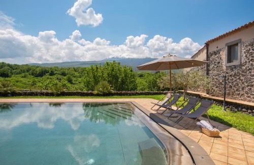 Rovittello Villa | Villa Terre Normanne 16, Emma Villas