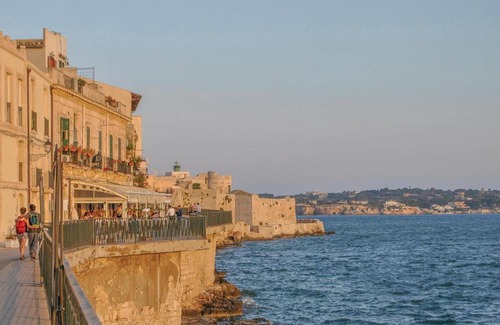 Fontane Bianche Apartment | Villa Tersicore