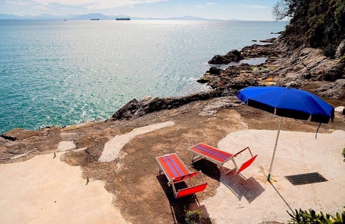 Vietri sul Mare Villa | Villa Teti: A bright three-story villa built sheer above the sea, with Free WI-FI.