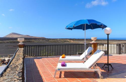 Mancha Blanca Villa | Villa Titán