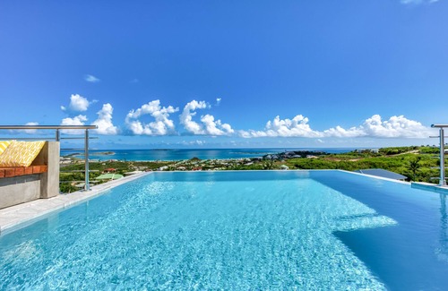 Orient Bay Villa | Villa Topaze - An Astonishing view on Orient Bay