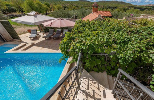 Benkovac Villa | Villa Torine ZadarVillas