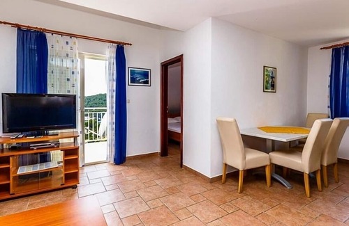 Milna Apartment | Villa Tudor