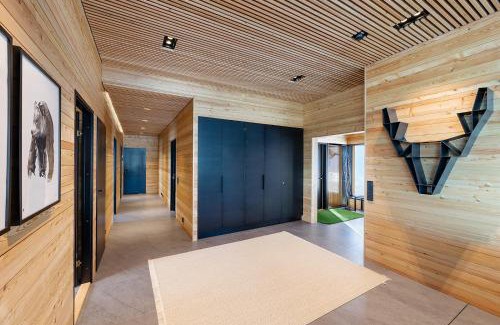 Syote House | Villa Tykkyrinne