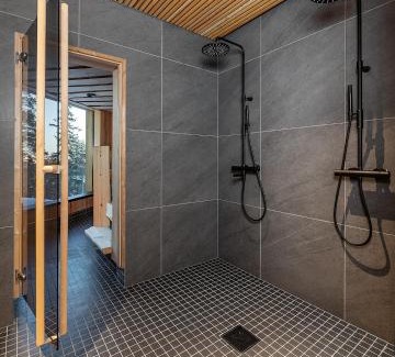 Syote House | Villa Tykkyrinne