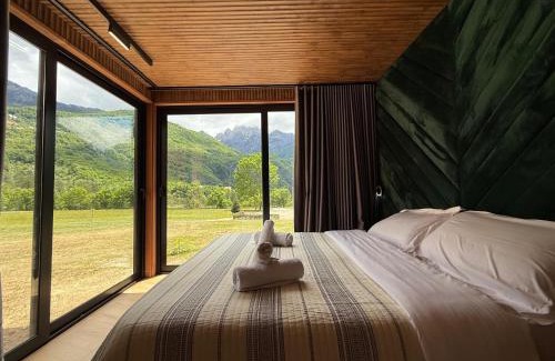 Shale Villa | Villa Ujëvara e vogël