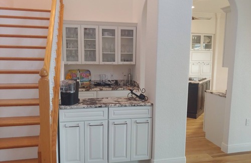 Pelican Villa | Villa Ultima, Ultimate Location, 3 Minute Walk to Cape Harbour Marina