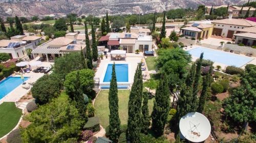 Aphrodite Hills Villa | Villa UNIDERA