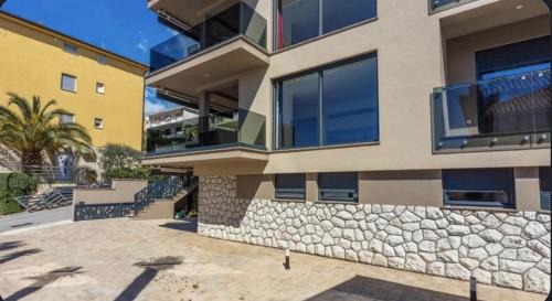 Crikvenica Apartment | Villa VaDaGa