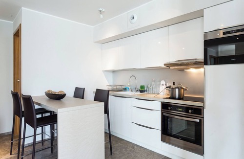 Villeneuve-Loubet Apartment | Villa Velvet