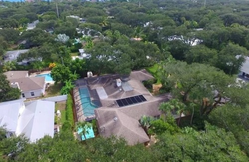 Central Beach Villa | Villa Vero- Central Beach, 5 bed/6 bath with pool!