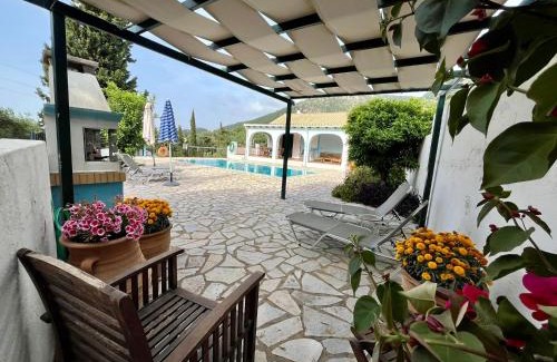 Petaleia Villa | Villa Vista - Pool & Sea View