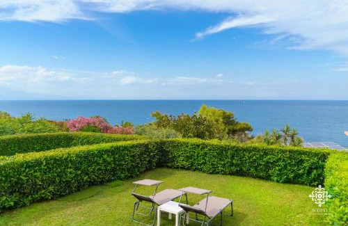 Augusta Villa | Villa Vittoria - Waterfront house