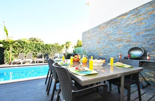 Urbanizacao dos Calicos Villa | Villa Waikiki by Algarve Vacation