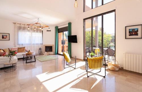 Salou Villa | VILLA WINE EXPERIENCE Salou Center - SPA & Wine