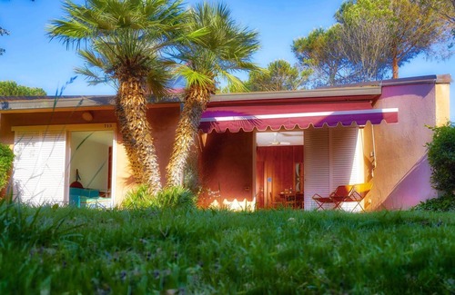 San Vincenzo Villa | Villa with air conditioning, pool and terrace